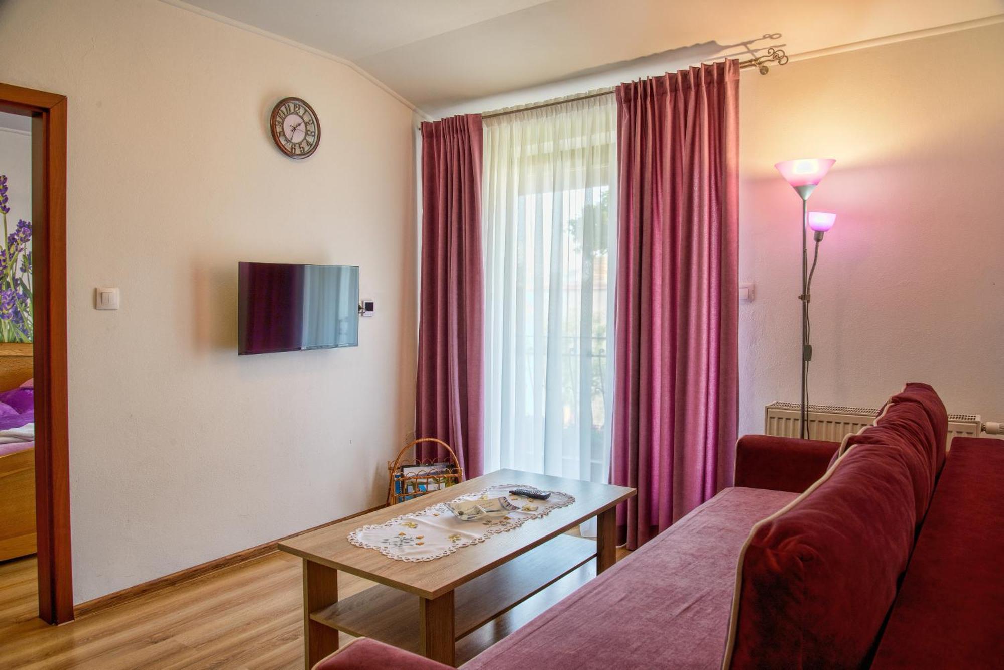 Vela Appartement Maly Slavkov Buitenkant foto