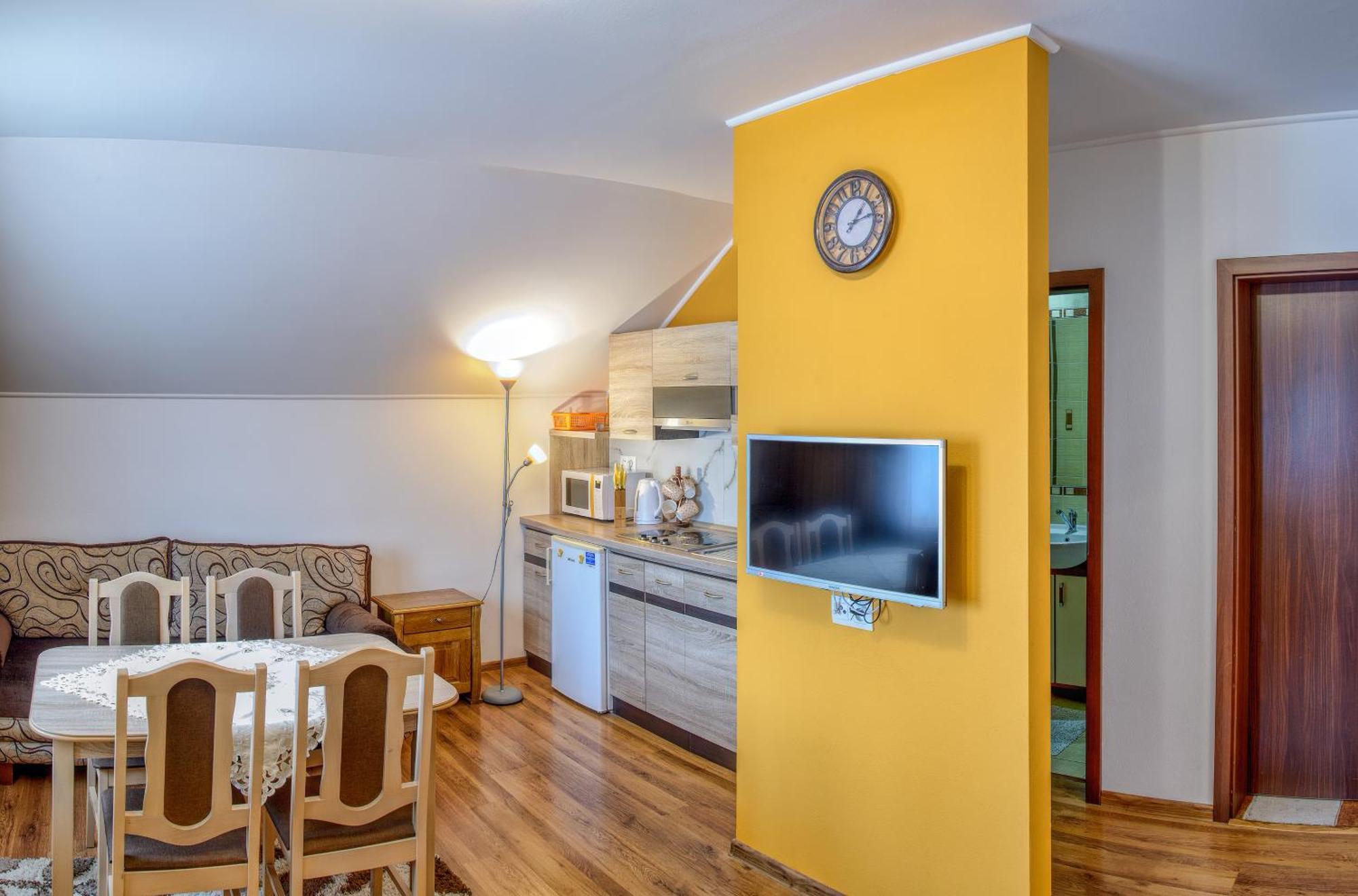 Vela Appartement Maly Slavkov Buitenkant foto
